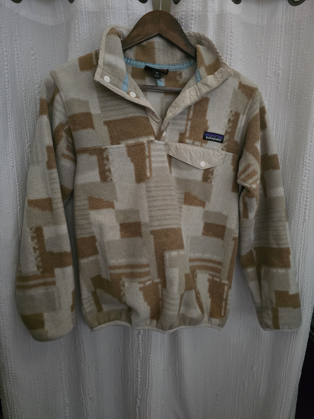 Womens XSmall Patagonia Beige & Brown Geometric Fleece Snap Pullover